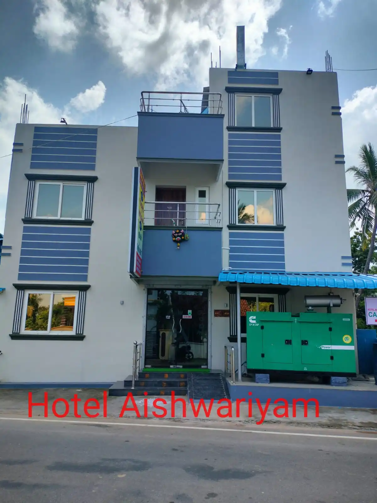 Best Hotel in Thirukadaiyur - Hotel Aishwariyam Front View